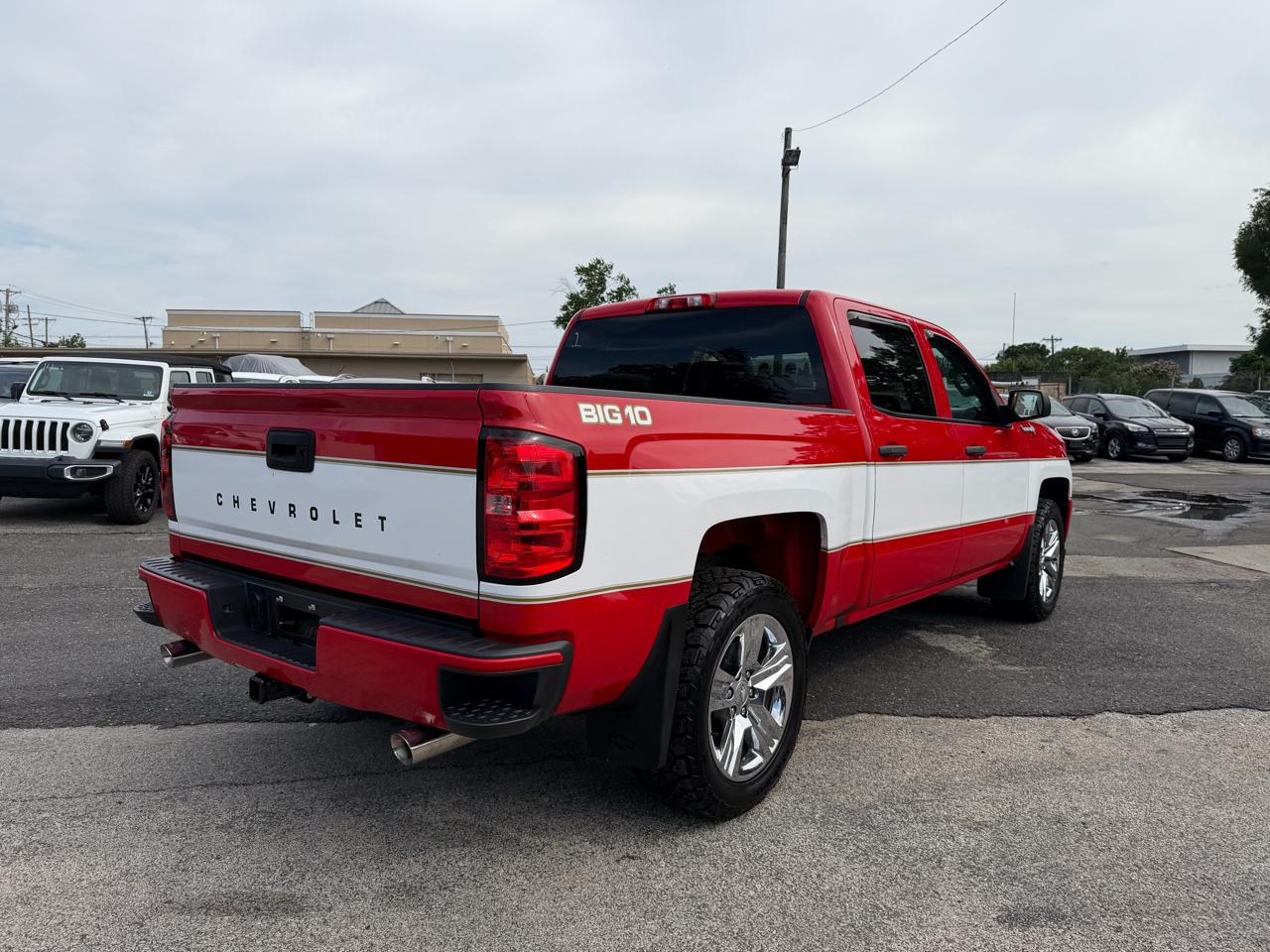Chevrolet Silverado 1500 4WD Crew Cab 143.5" Custom 2018