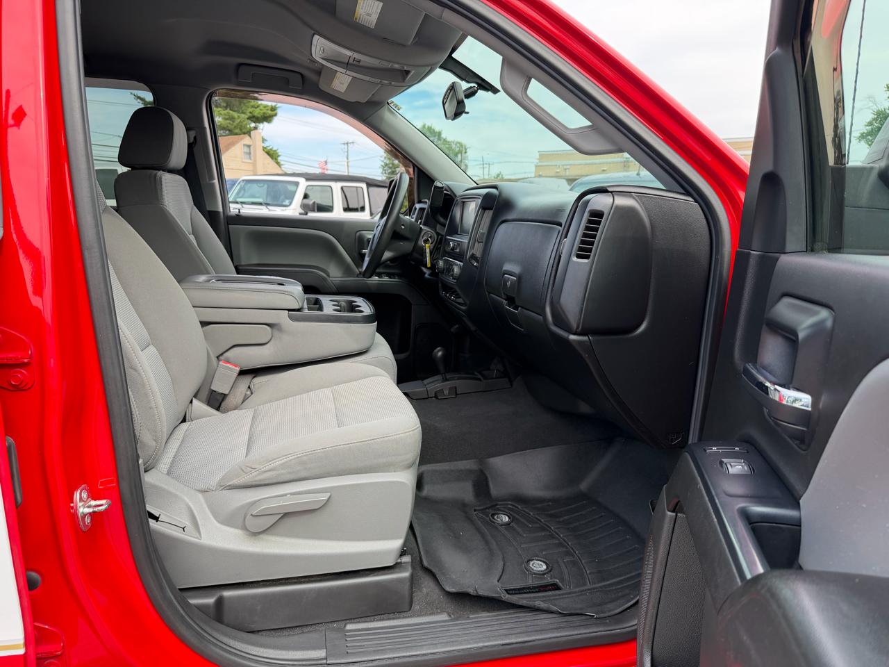 Chevrolet Silverado 1500 4WD Crew Cab 143.5" Custom 2018