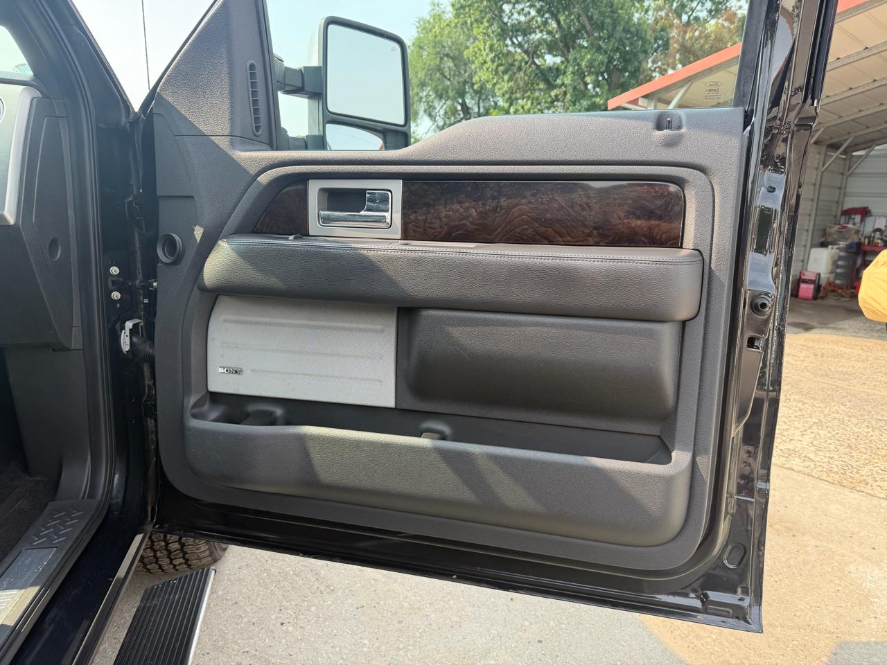 Ford F-150 Platinum SuperCrew 6.5-ft. Bed 4WD 2014