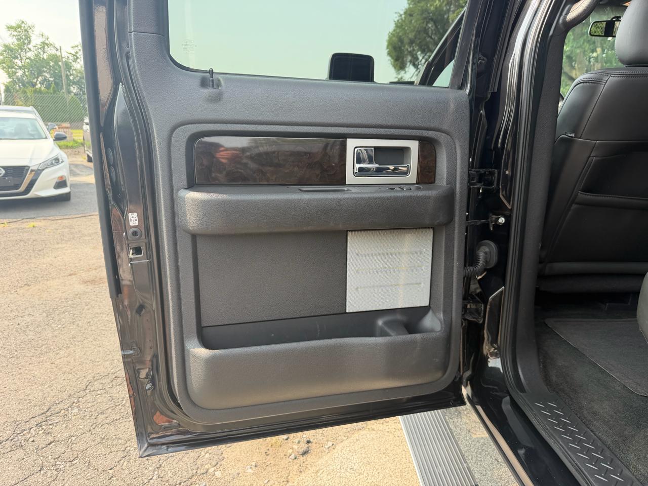 Ford F-150 Platinum SuperCrew 6.5-ft. Bed 4WD 2014