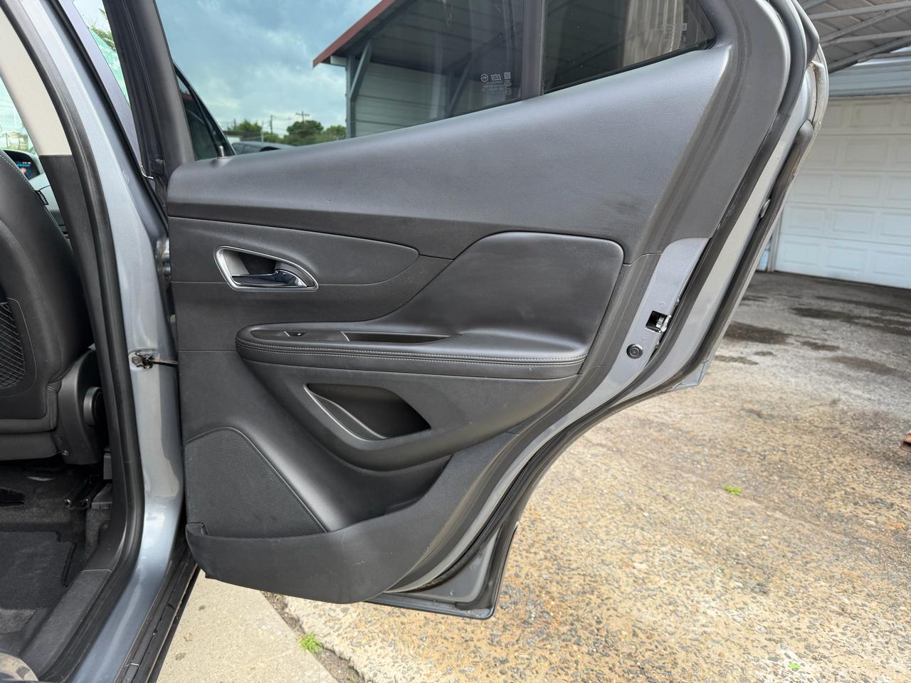 Buick Encore Convenience FWD 2014