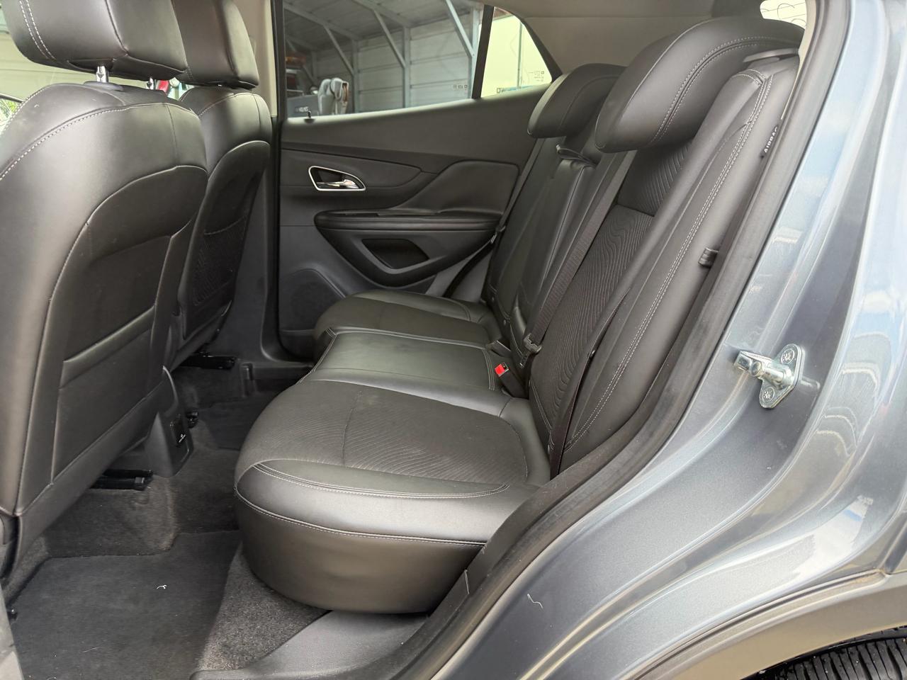 Buick Encore Convenience FWD 2014