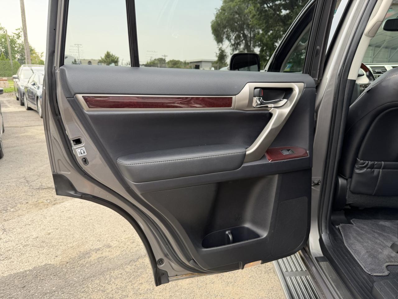 Lexus GX 460 Sport Utility 2014