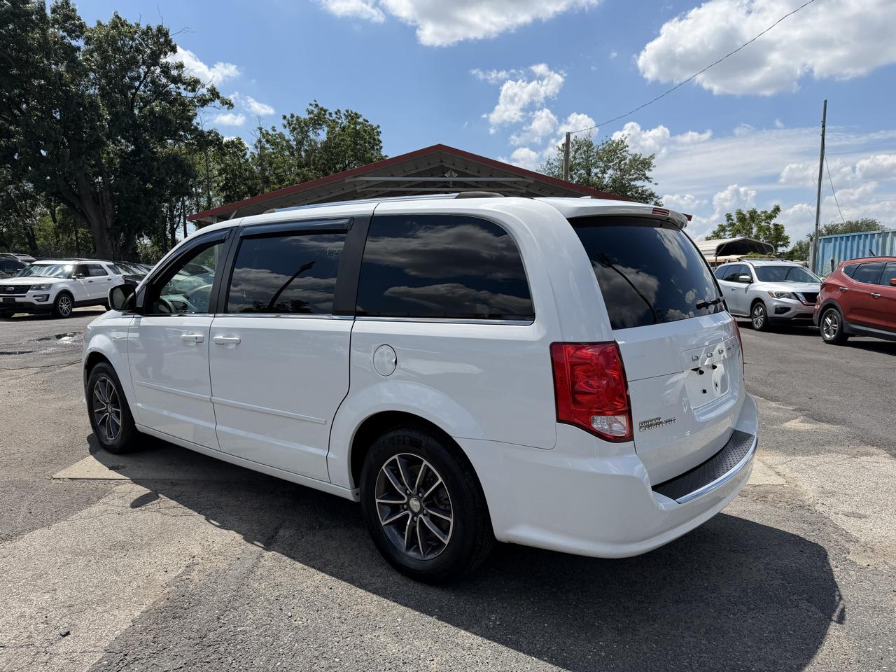 Dodge Grand Caravan SXT 2017
