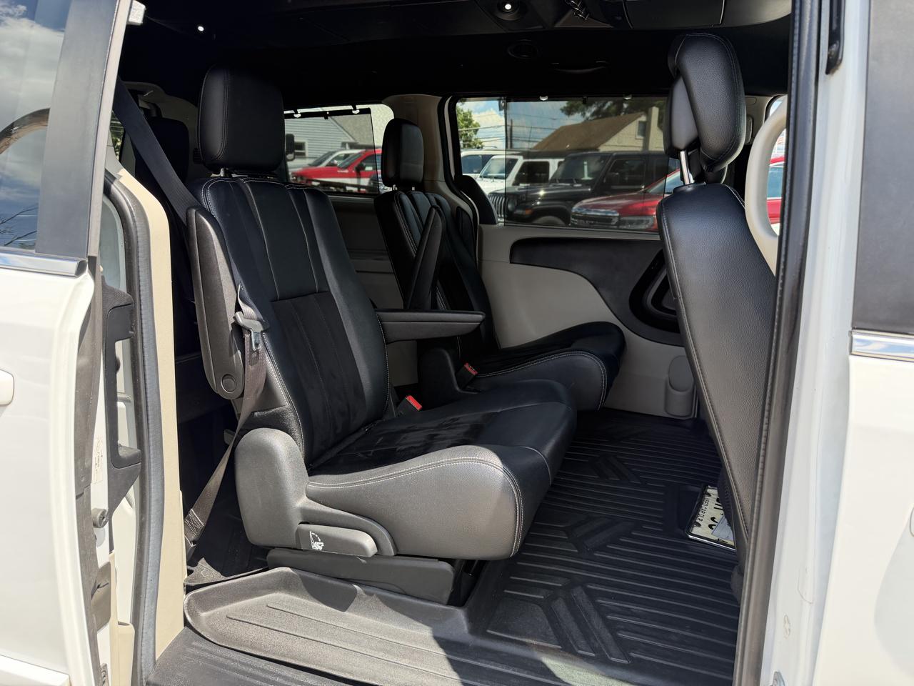 Dodge Grand Caravan SXT 2017