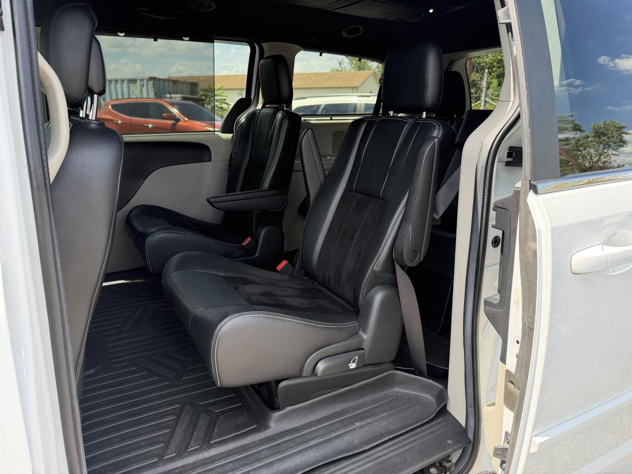Dodge Grand Caravan SXT 2017