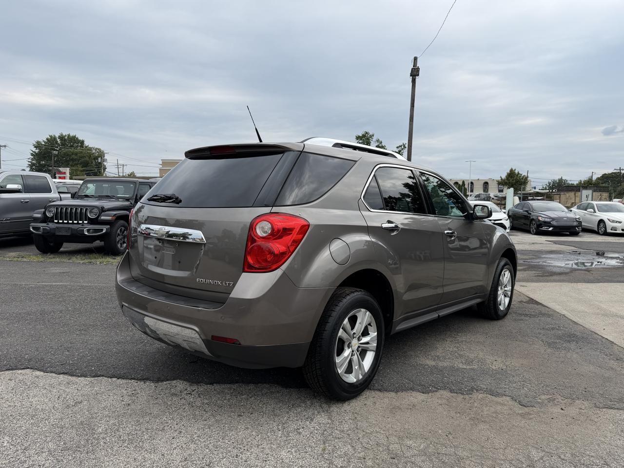 Chevrolet Equinox LTZ FWD 2010