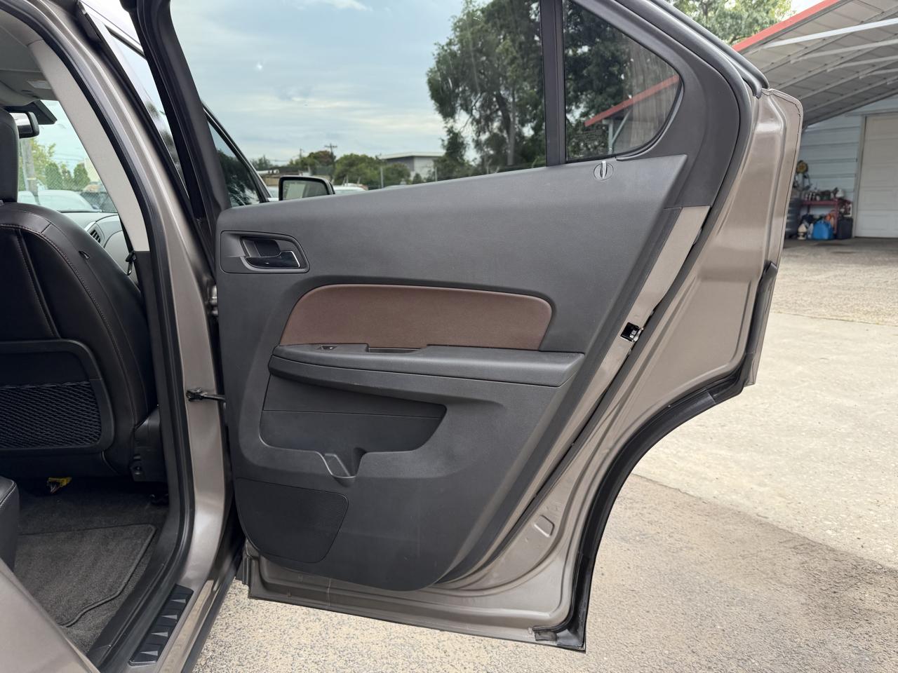 Chevrolet Equinox LTZ FWD 2010