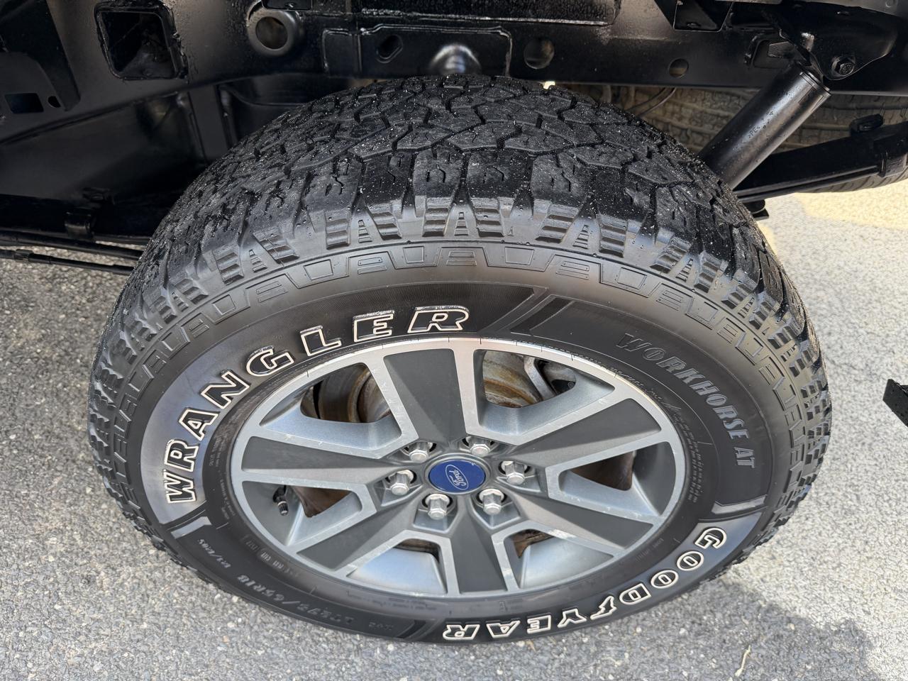 Ford F-150 4WD SuperCrew 145" FX4 2016
