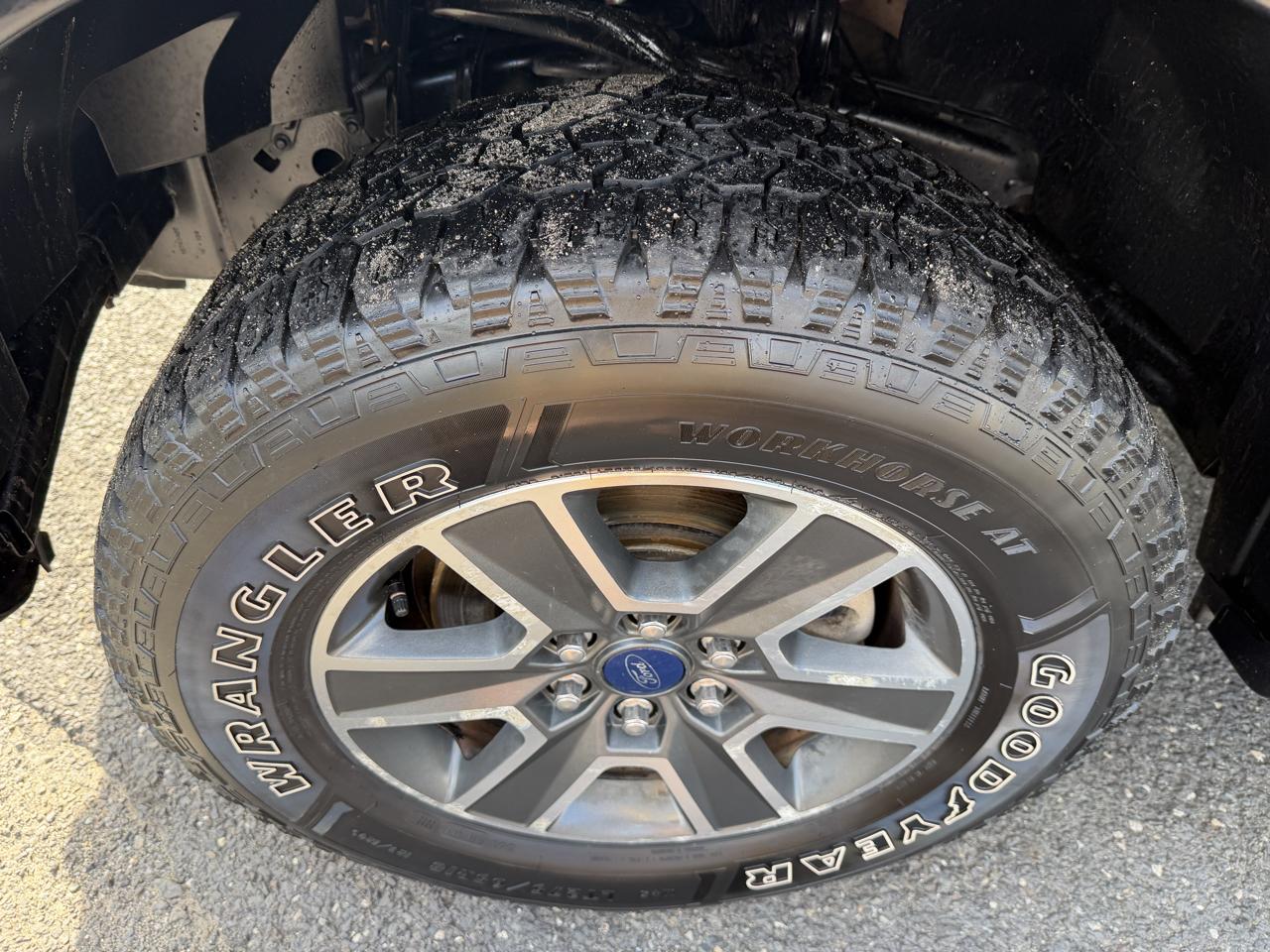 Ford F-150 4WD SuperCrew 145" FX4 2016