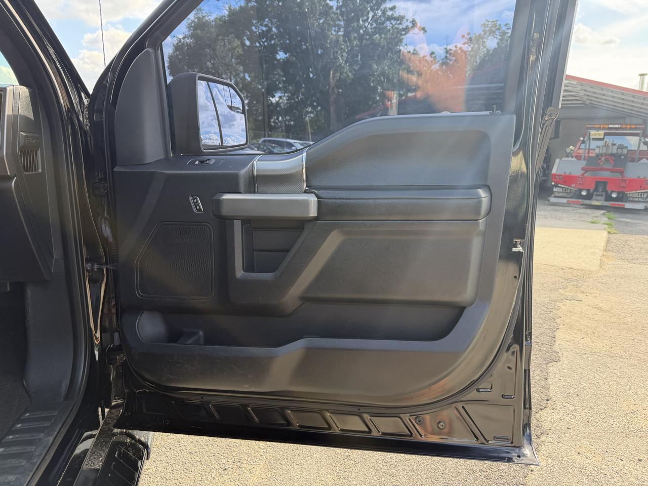 Ford F-150 4WD SuperCrew 145" FX4 2016