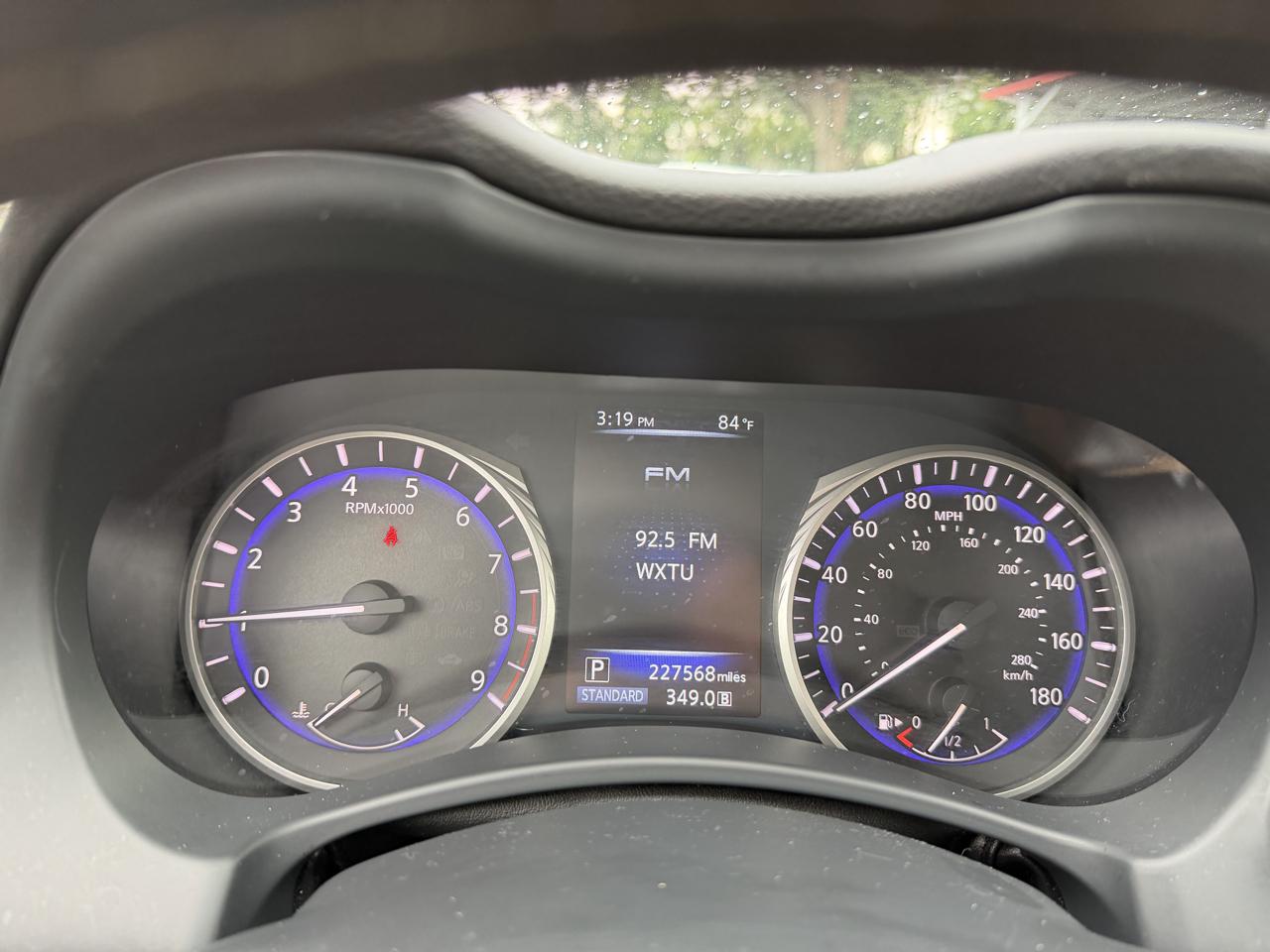 Infiniti Q50 Base AWD 2015