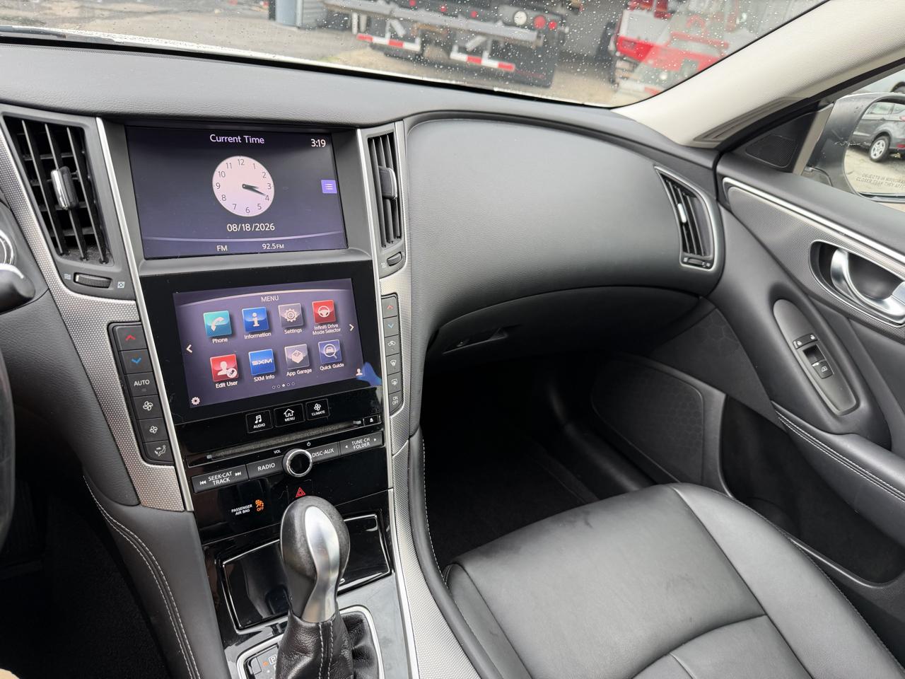 Infiniti Q50 Base AWD 2015