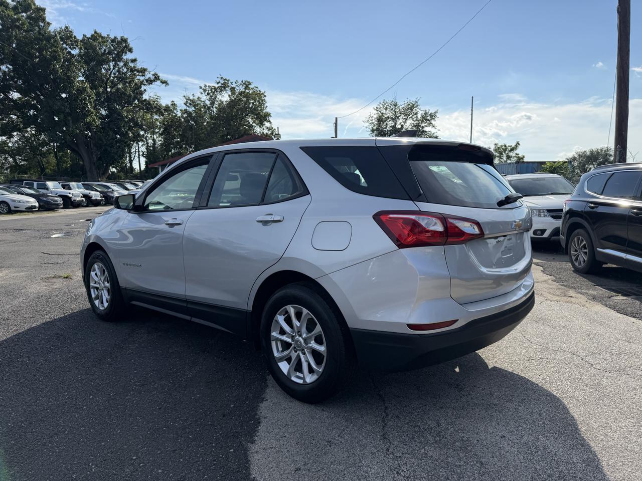 Chevrolet Equinox LS 2WD 2019