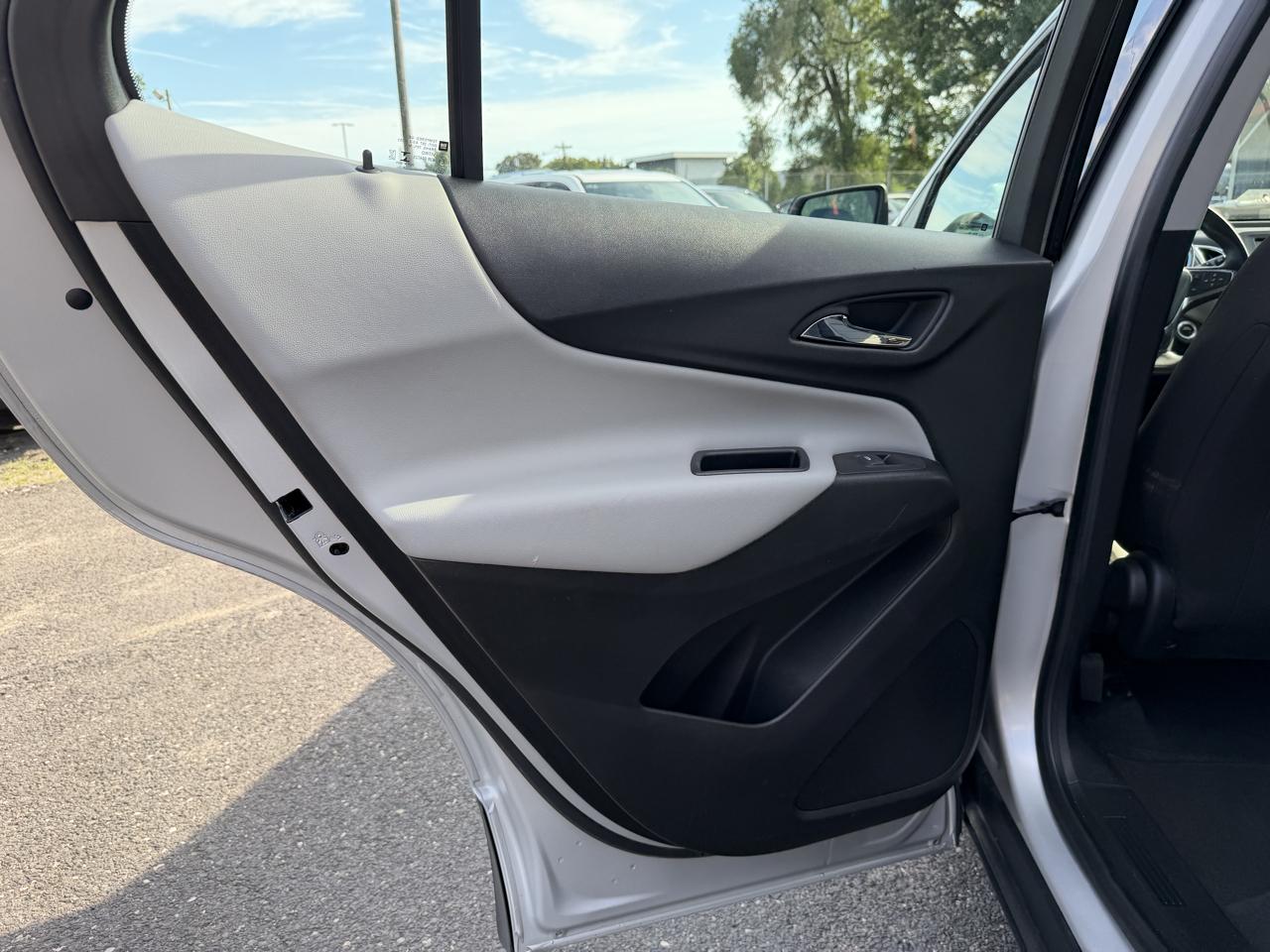 Chevrolet Equinox LS 2WD 2019