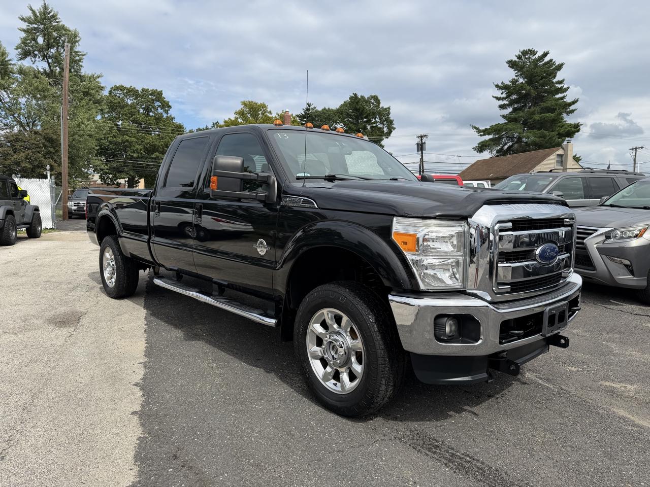 Ford F-350 SD Lariat Crew Cab Long Bed 4WD 2013