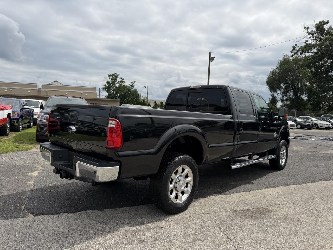Ford F-350 SD Lariat Crew Cab Long Bed 4WD 2013