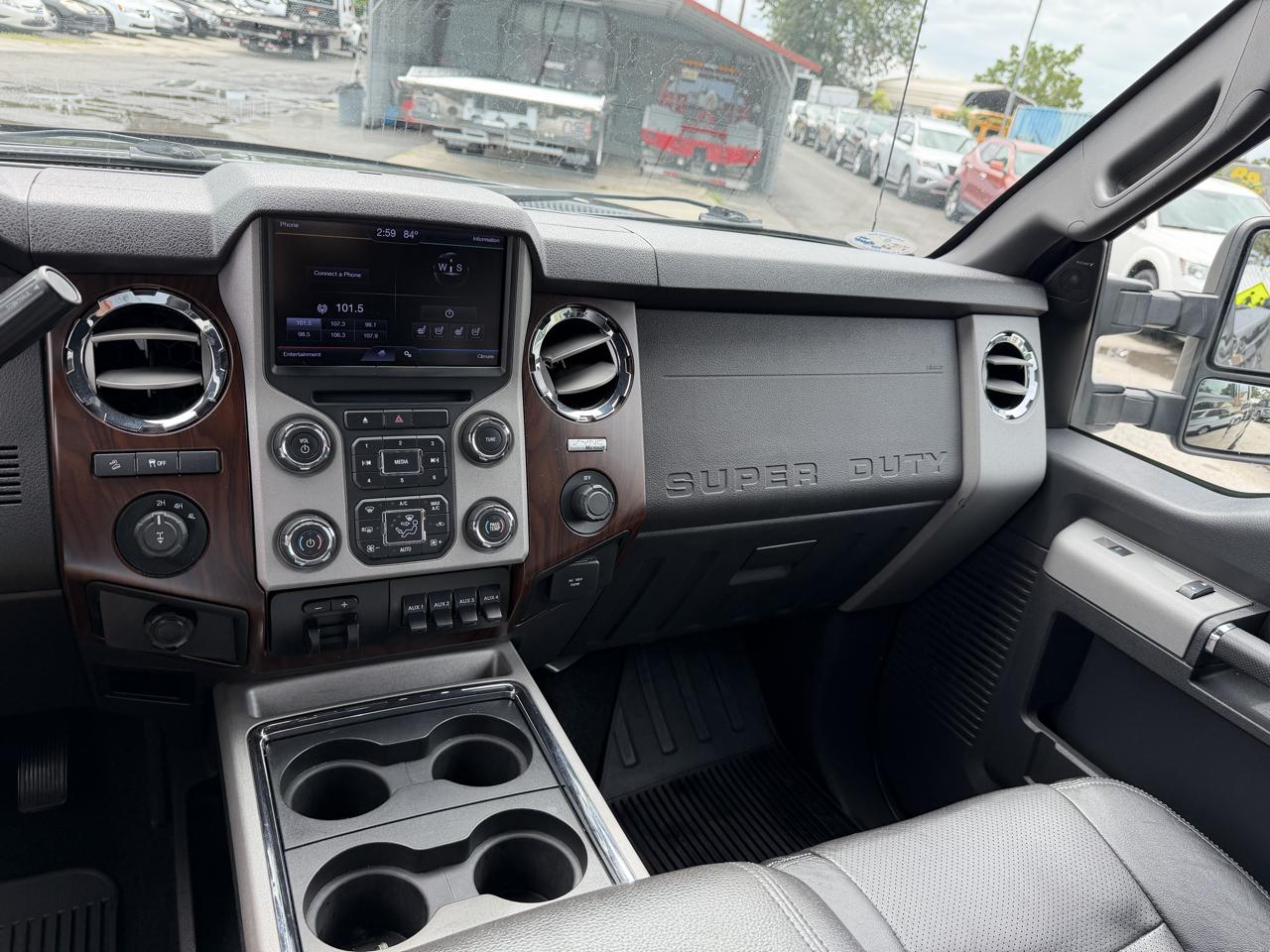 Ford F-350 SD Lariat Crew Cab Long Bed 4WD 2013