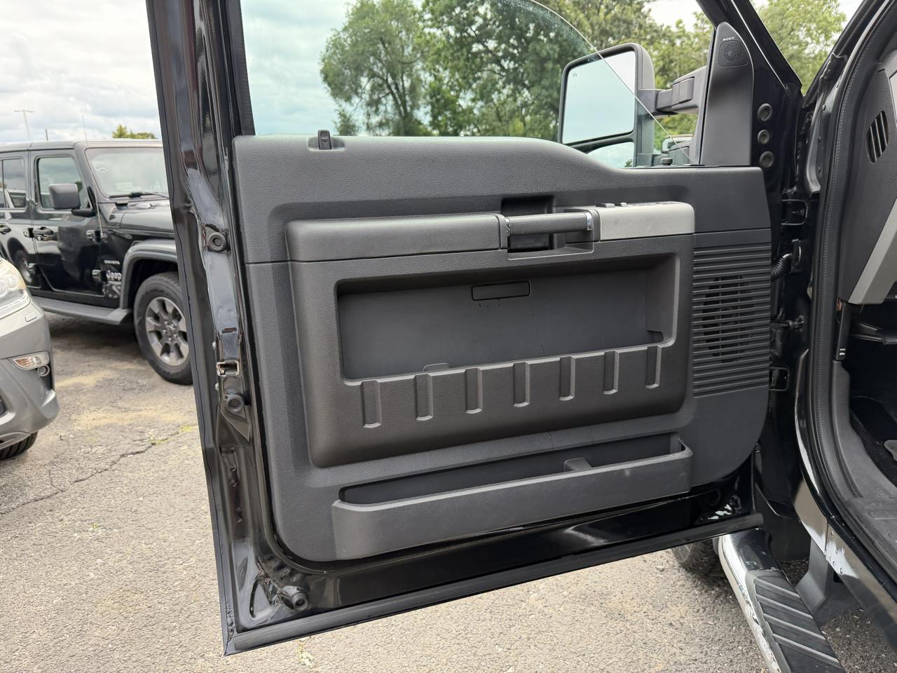 Ford F-350 SD Lariat Crew Cab Long Bed 4WD 2013