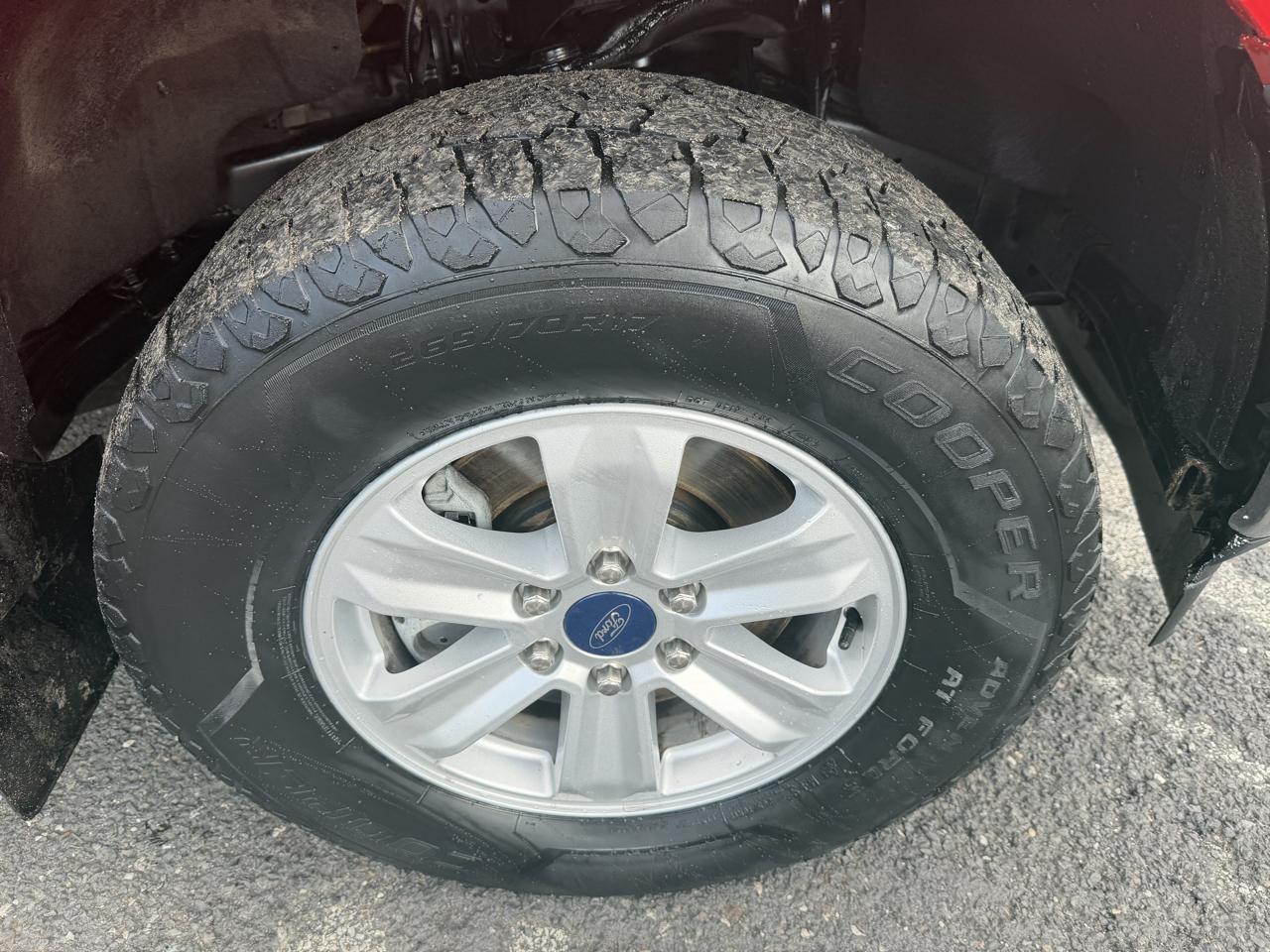 Ford F-150 4WD SuperCrew 150" XLT 2019