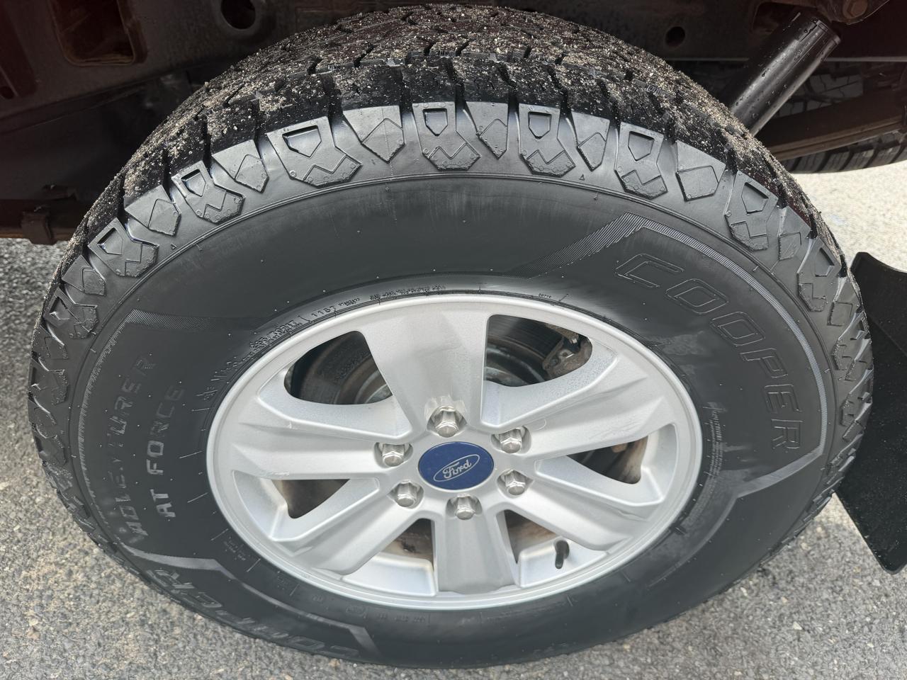 Ford F-150 4WD SuperCrew 150" XLT 2019