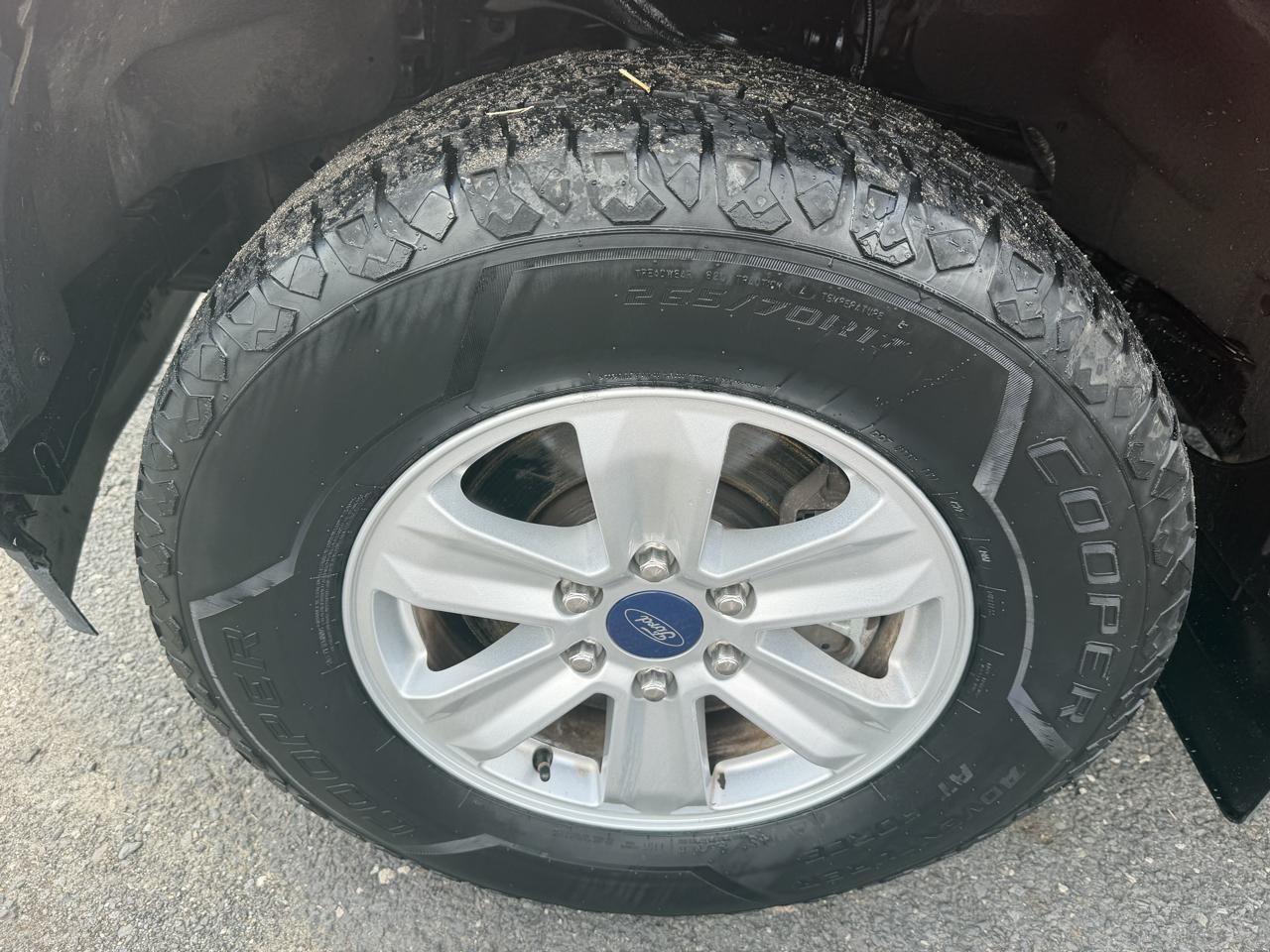 Ford F-150 4WD SuperCrew 150" XLT 2019