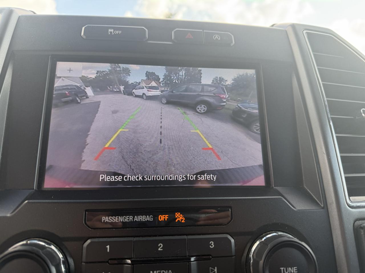 Ford F-150 4WD SuperCrew 150" XLT 2019