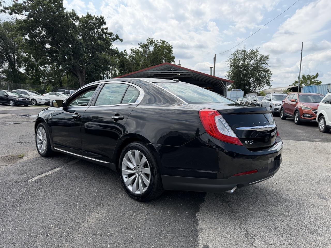 Lincoln MKS FWD 2015