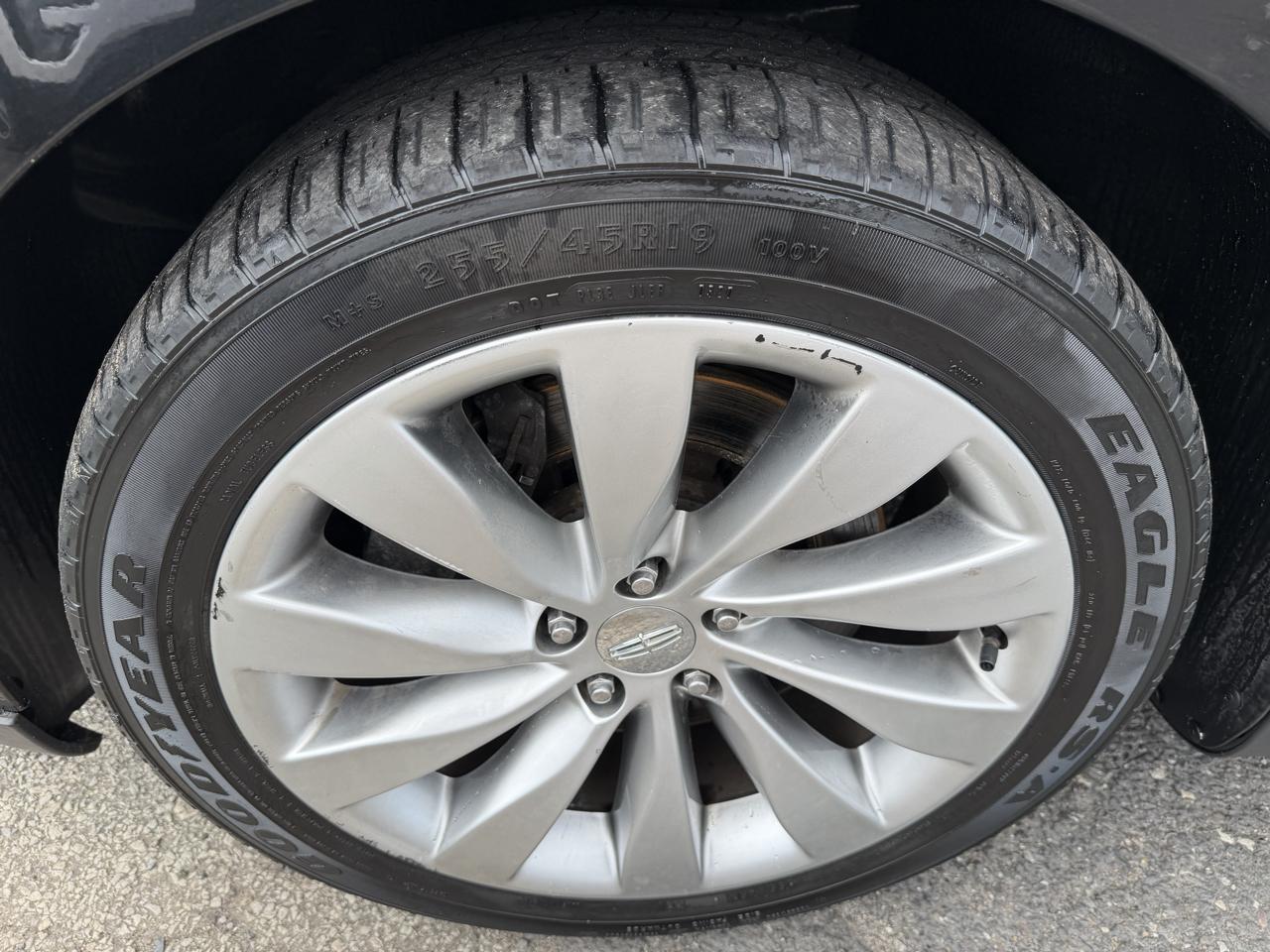 Lincoln MKS FWD 2015