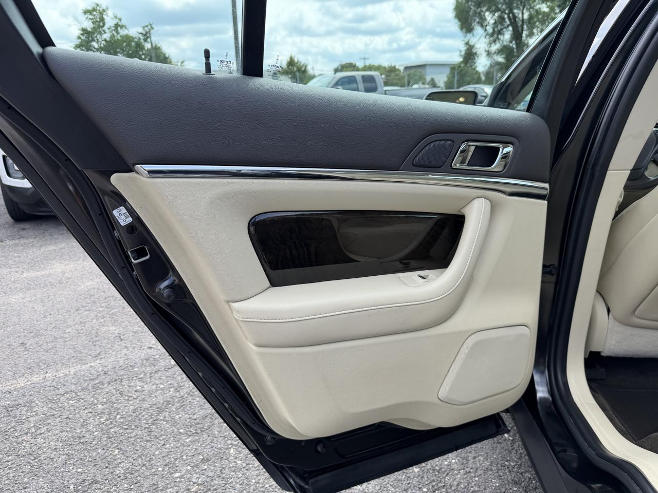 Lincoln MKS FWD 2015