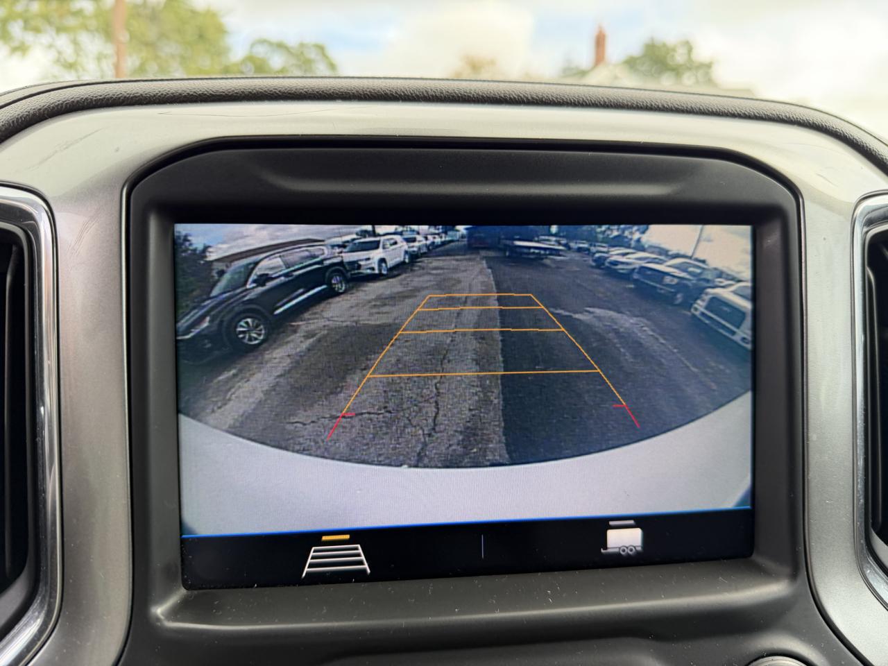 Chevrolet Silverado 1500 1LT Crew Cab 4WD 2019