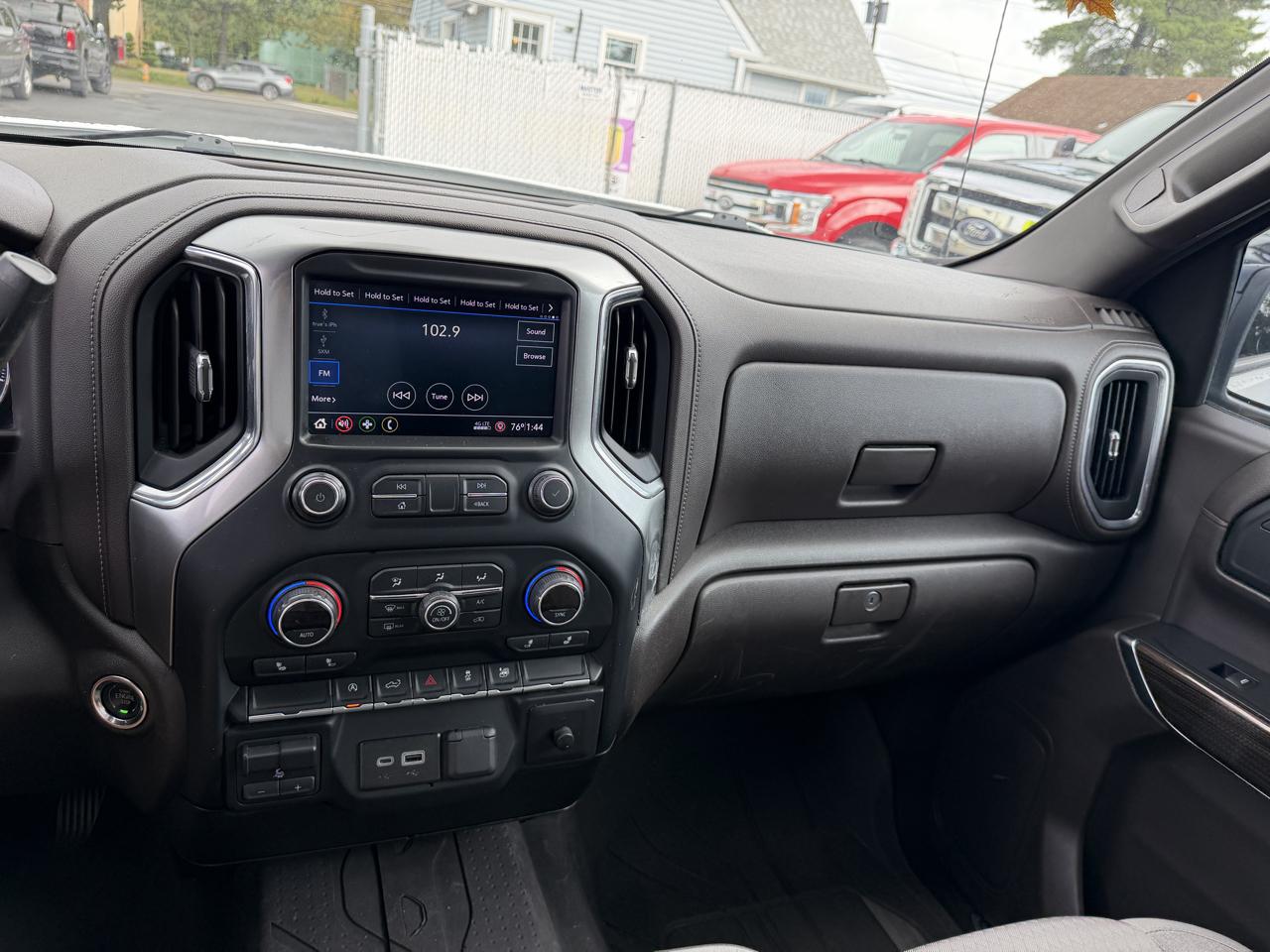 Chevrolet Silverado 1500 1LT Crew Cab 4WD 2019