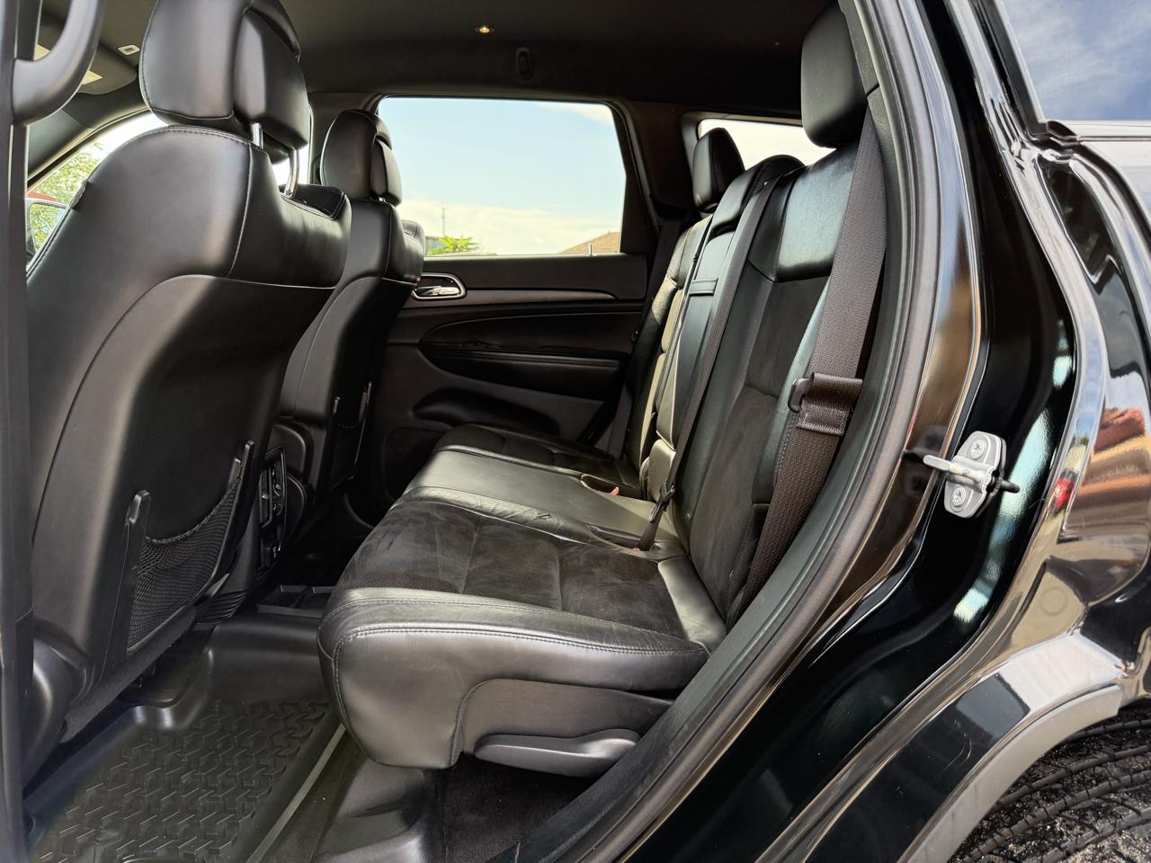 Jeep Grand Cherokee Laredo 4WD 2017