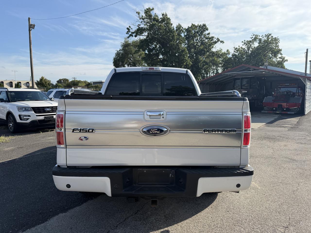 Ford F-150 2WD SuperCrew 145" Platinum 2011