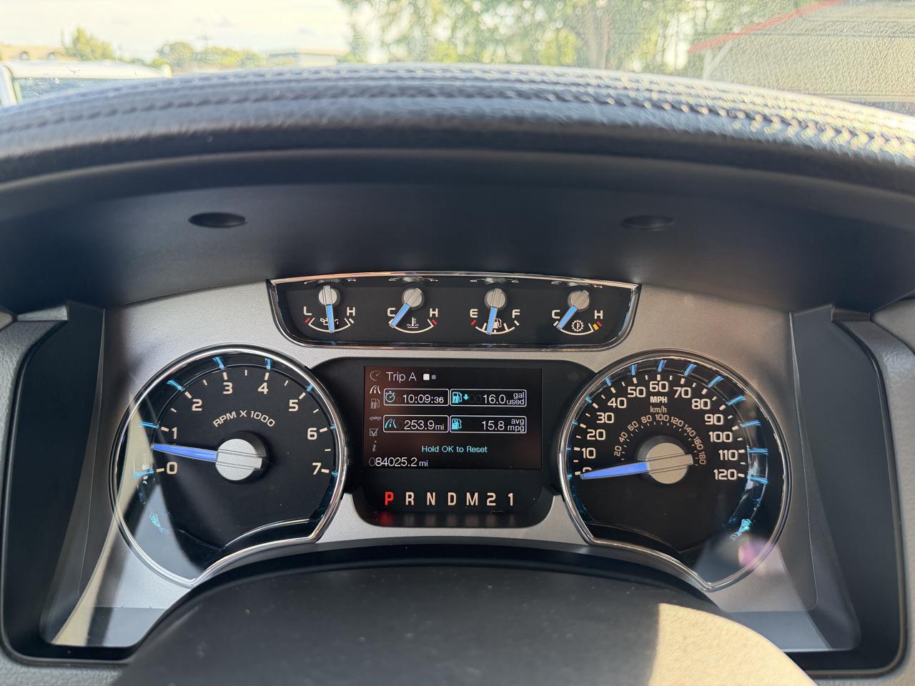 Ford F-150 2WD SuperCrew 145" Platinum 2011