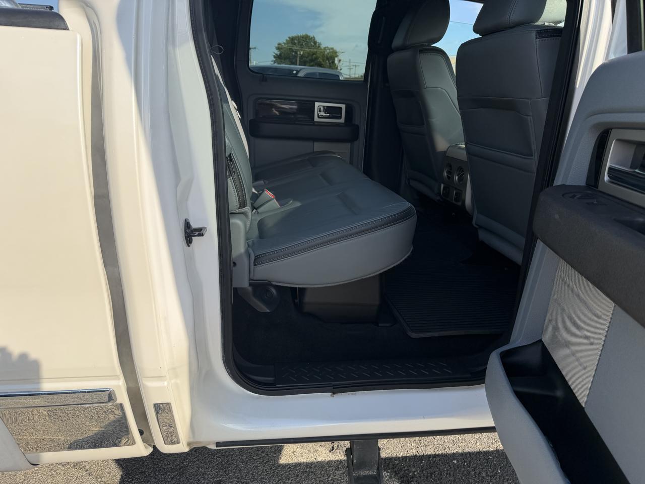 Ford F-150 2WD SuperCrew 145" Platinum 2011