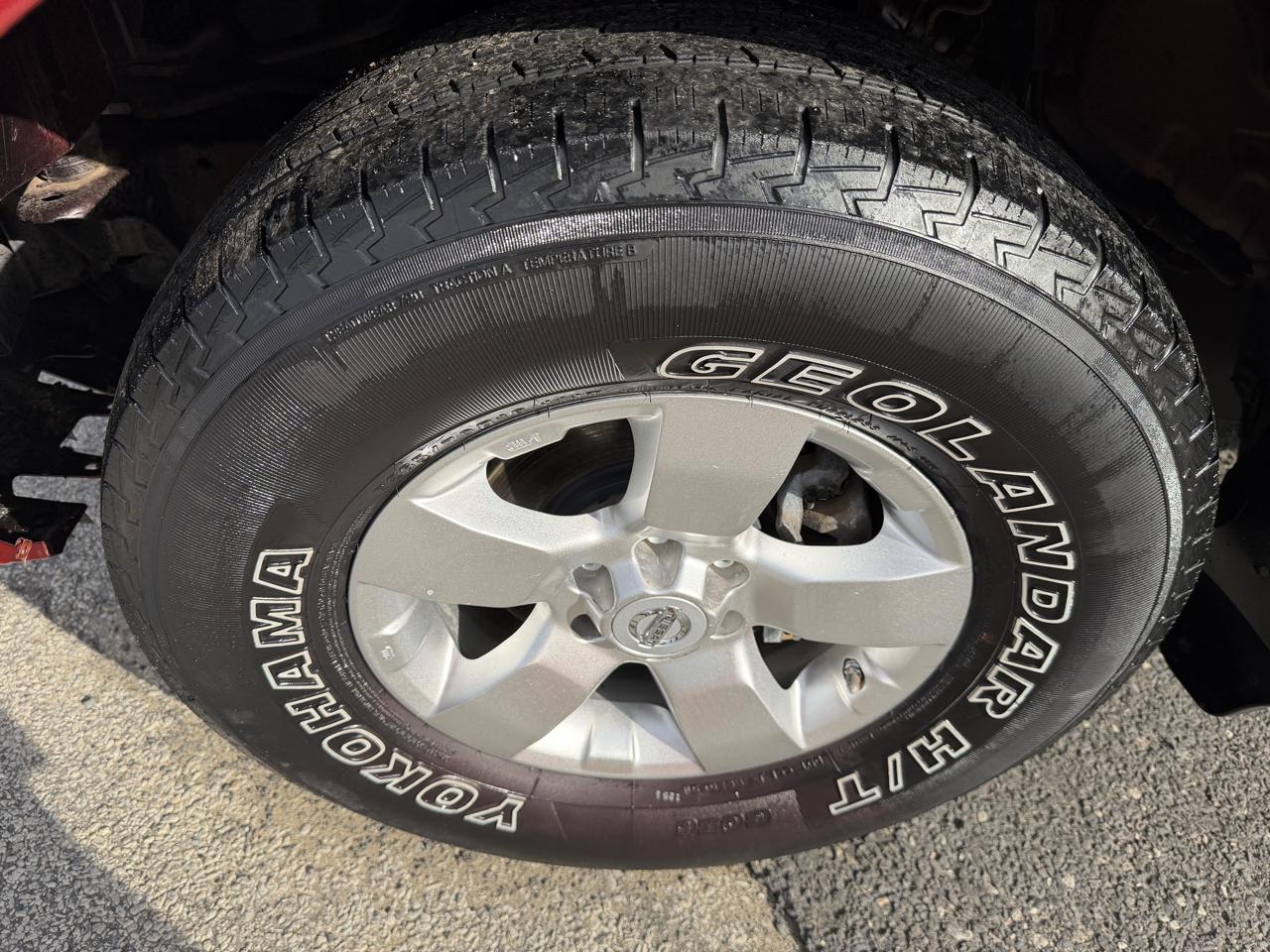 Nissan Frontier 4WD King Cab Auto SV 2013