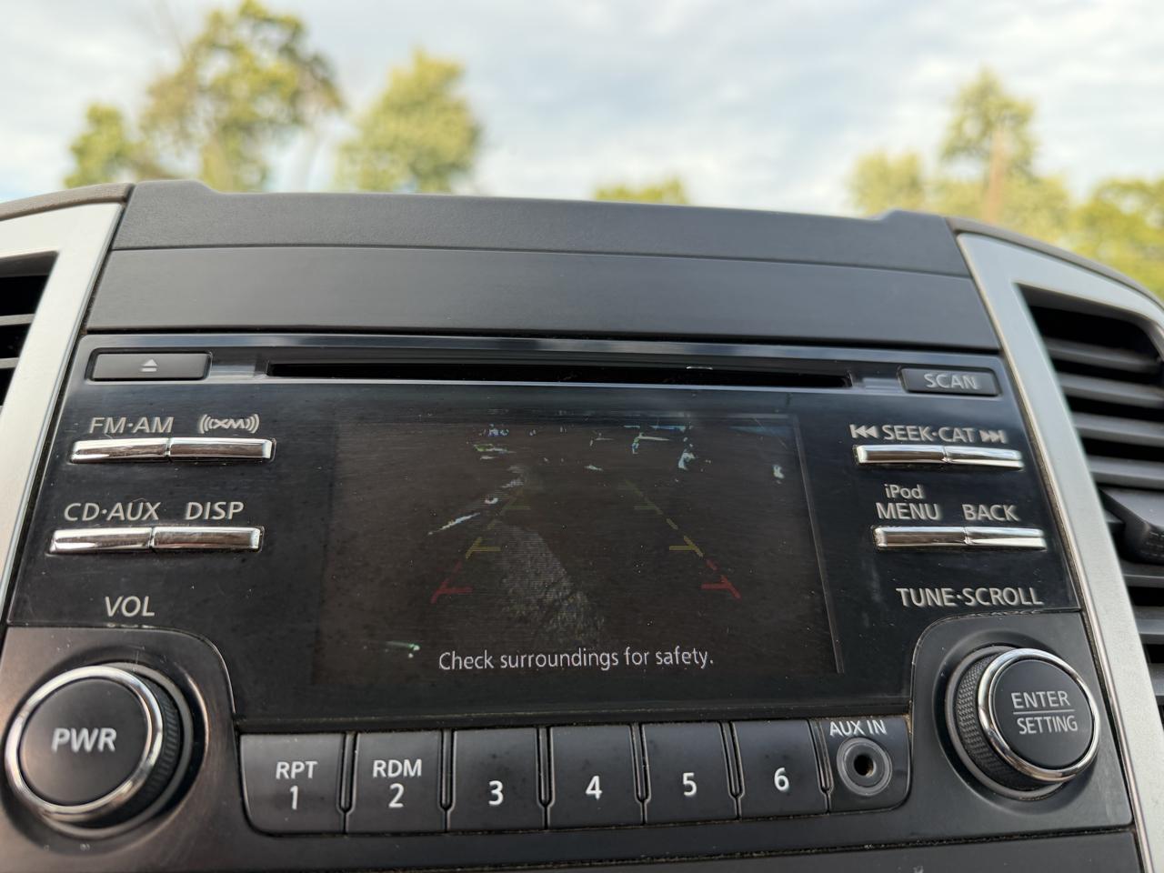 Nissan Frontier 4WD King Cab Auto SV 2013