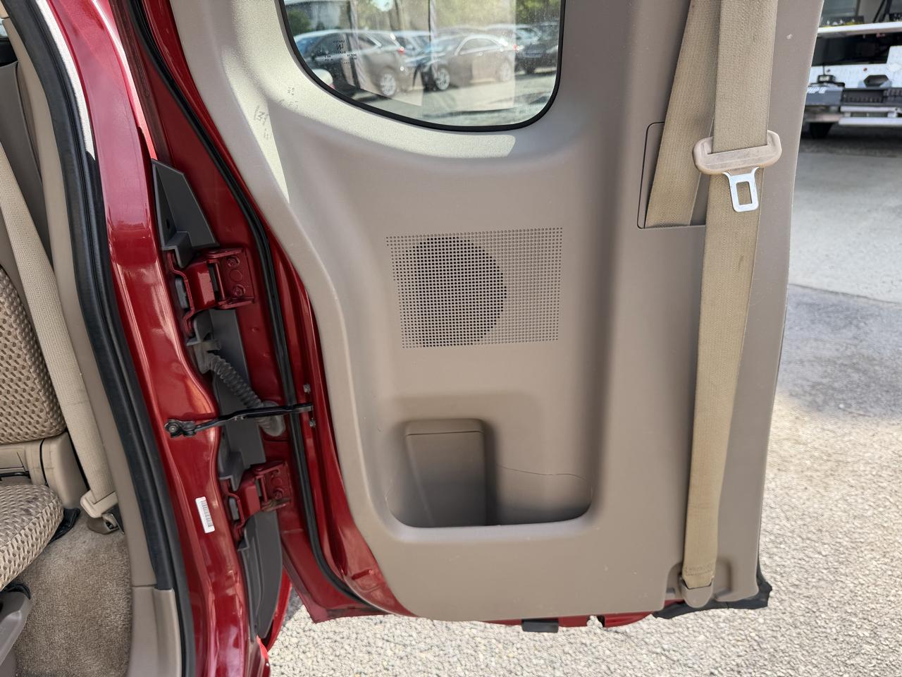 Nissan Frontier 4WD King Cab Auto SV 2013