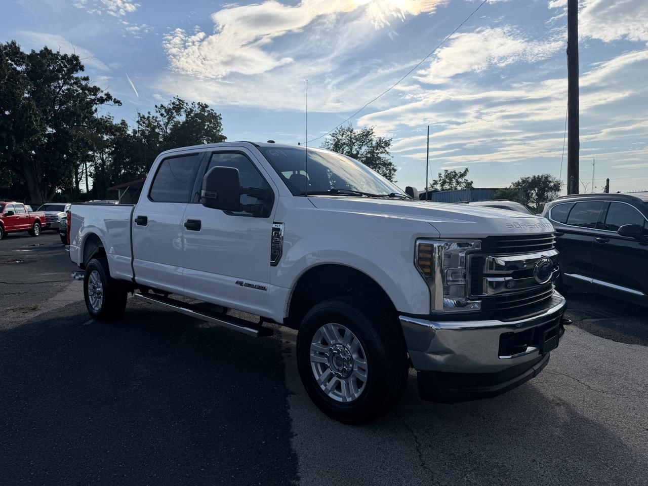 Ford F-250 SD XLT Crew Cab Short Bed 4WD 2018