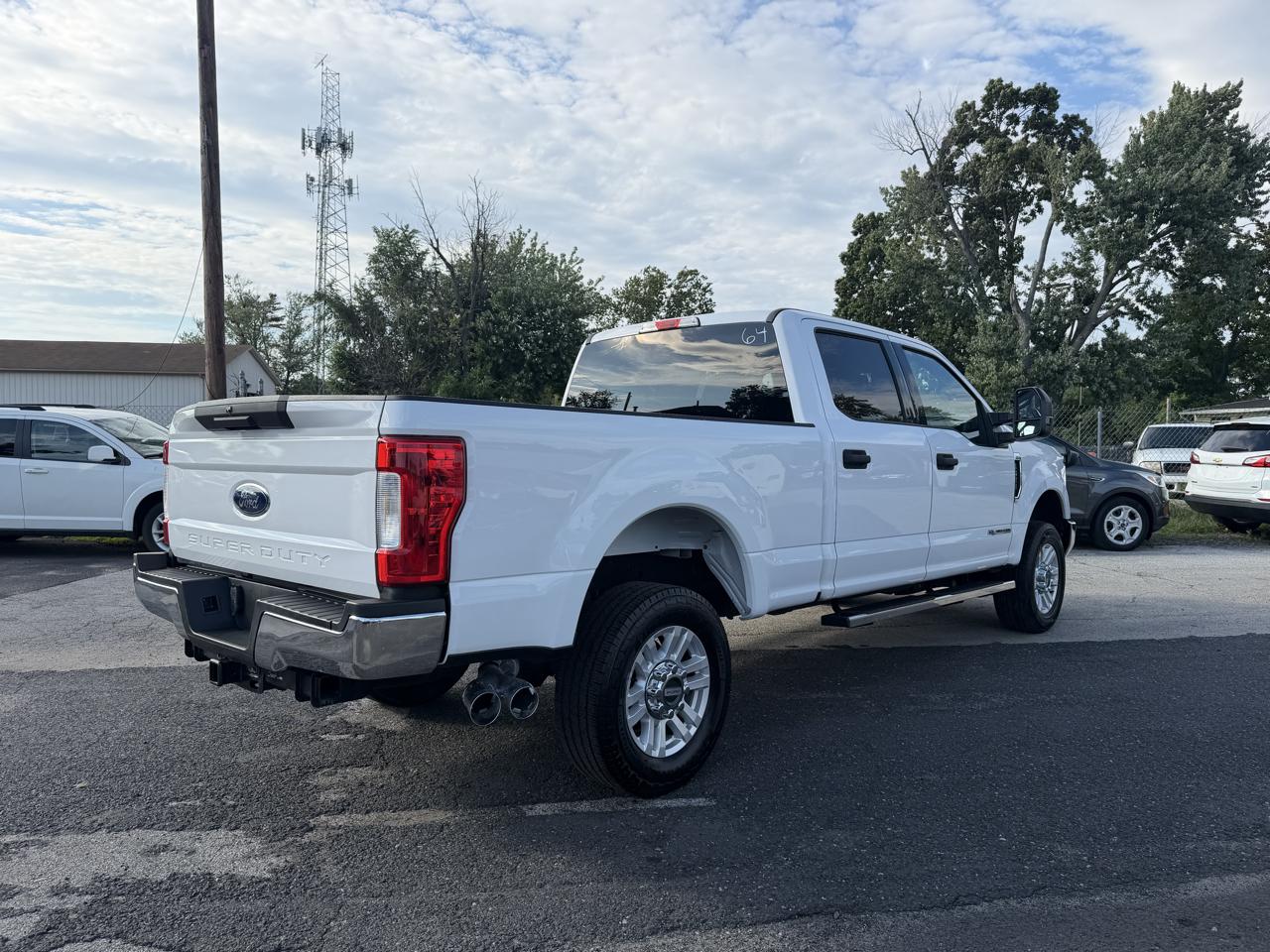Ford F-250 SD XLT Crew Cab Short Bed 4WD 2018