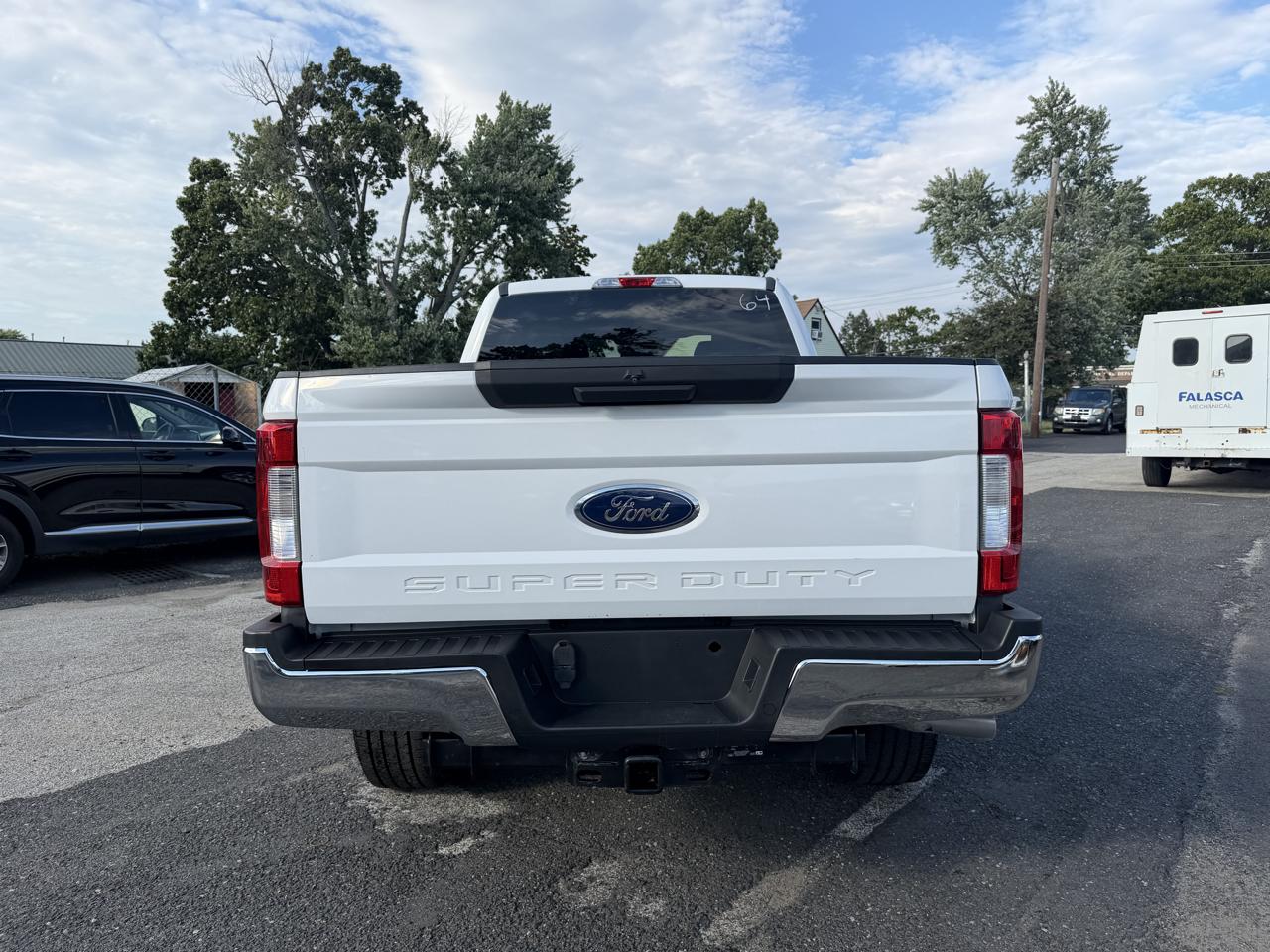 Ford F-250 SD XLT Crew Cab Short Bed 4WD 2018