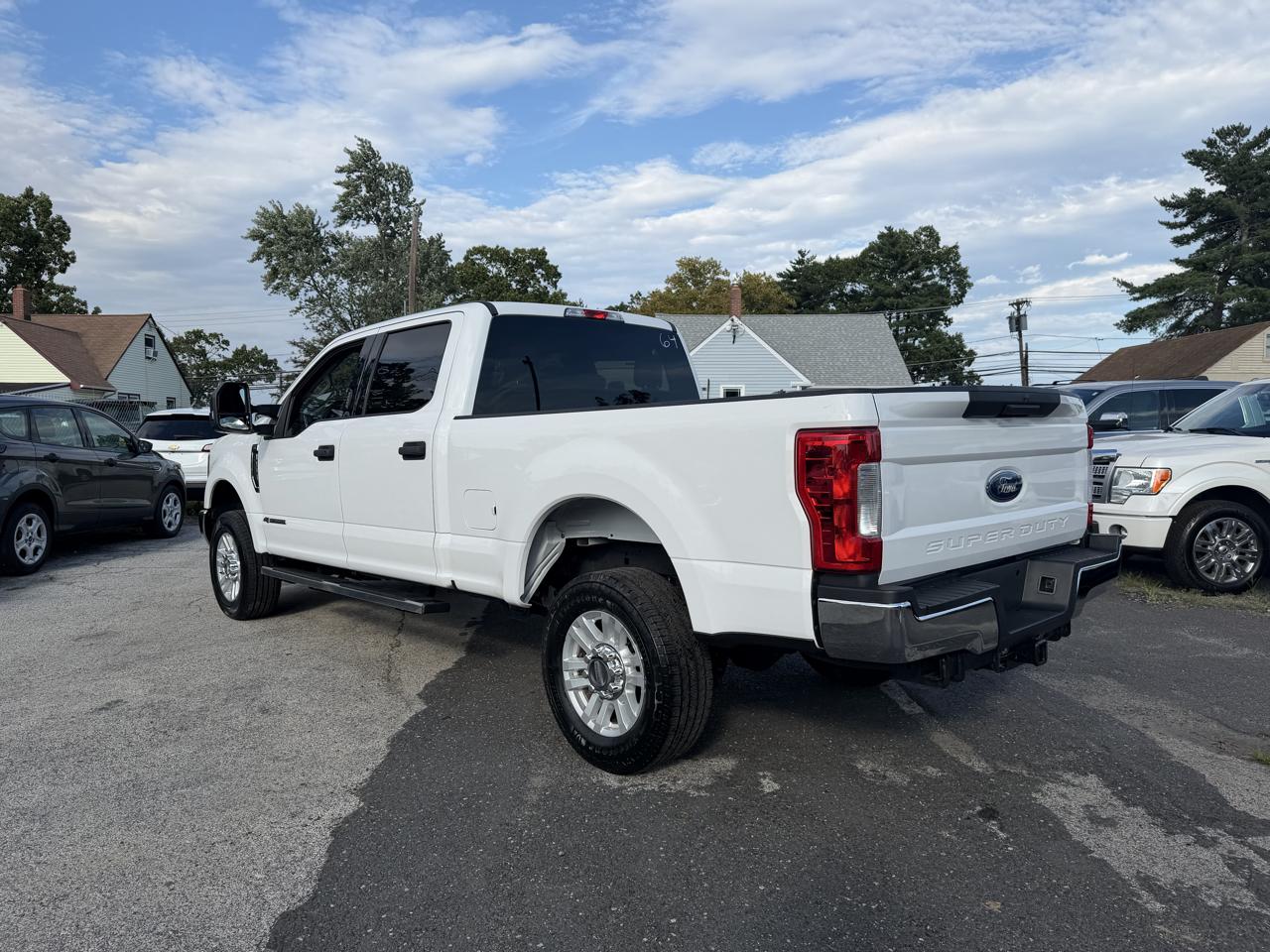 Ford F-250 SD XLT Crew Cab Short Bed 4WD 2018