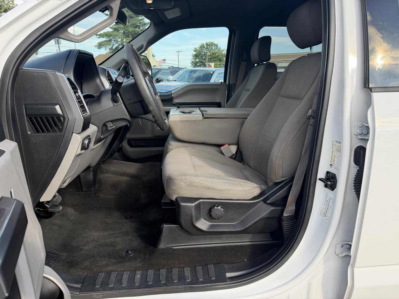 Ford F-250 SD XLT Crew Cab Short Bed 4WD 2018