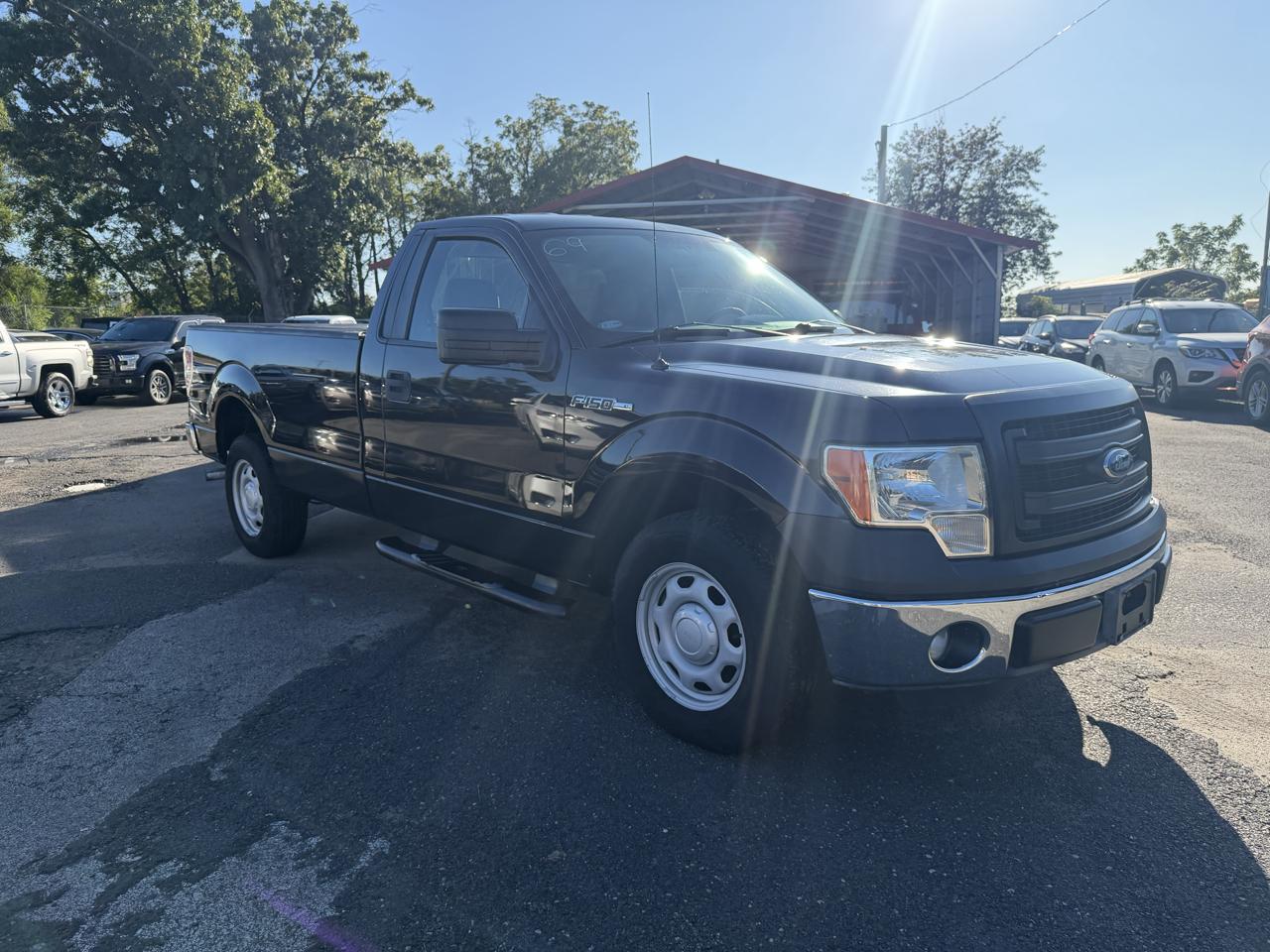 Ford F-150 S Reg. Cab Long Bed 2WD 2013
