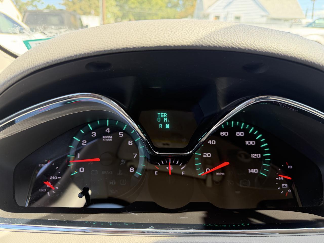 Chevrolet Traverse LS FWD w/PDC 2013