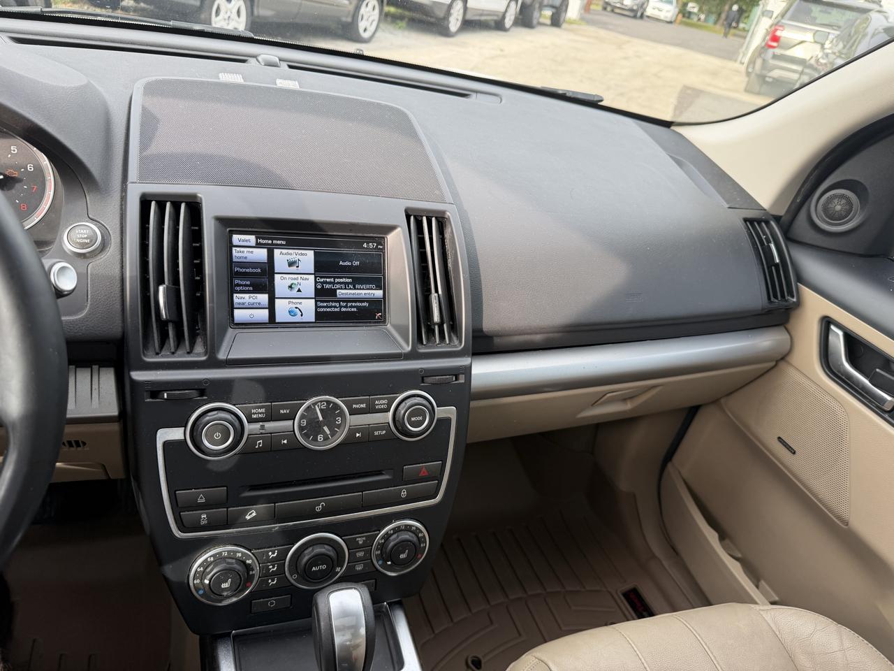 Land Rover LR2 SE 2015