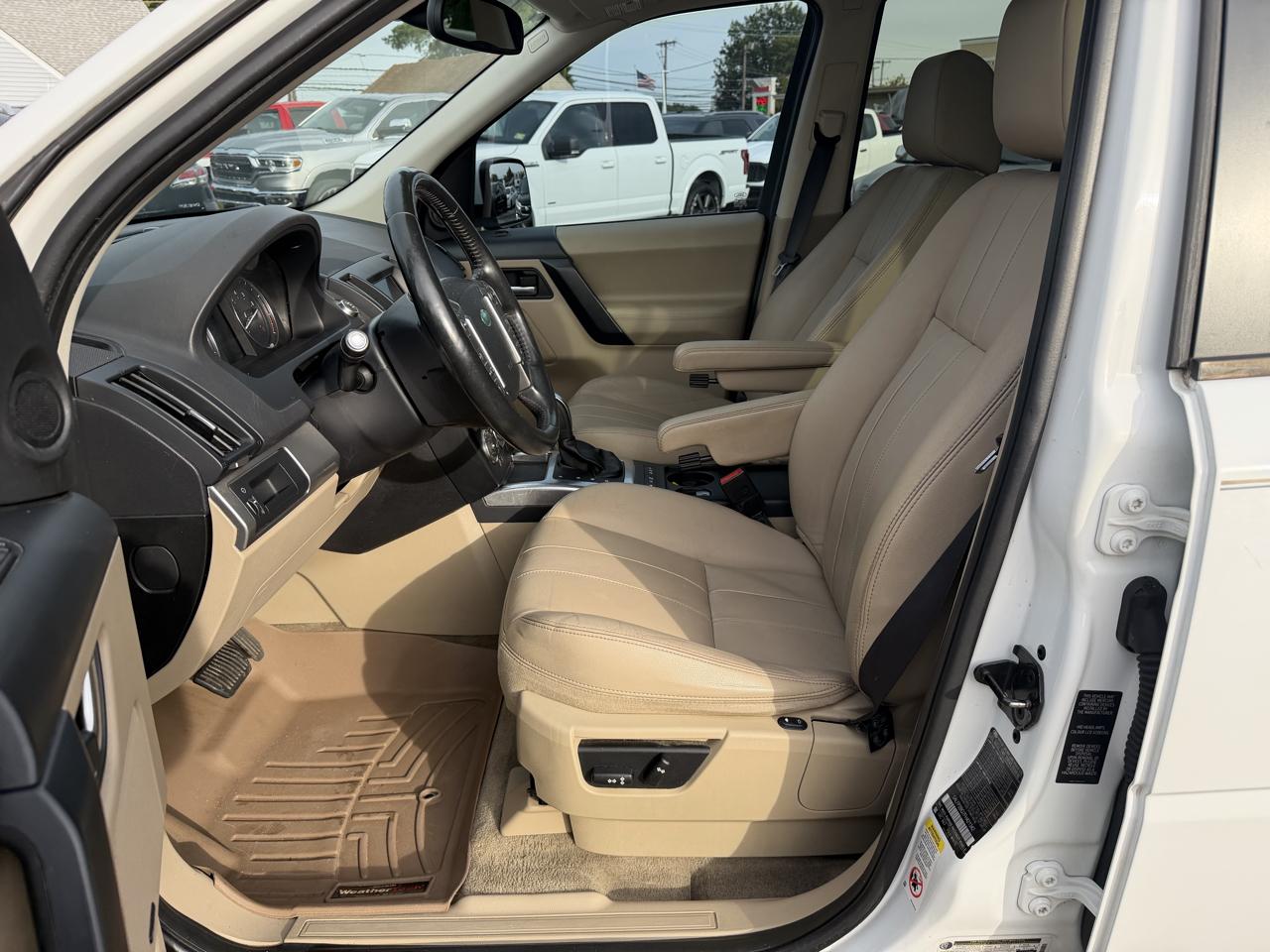 Land Rover LR2 SE 2015