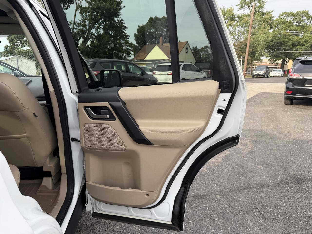 Land Rover LR2 SE 2015