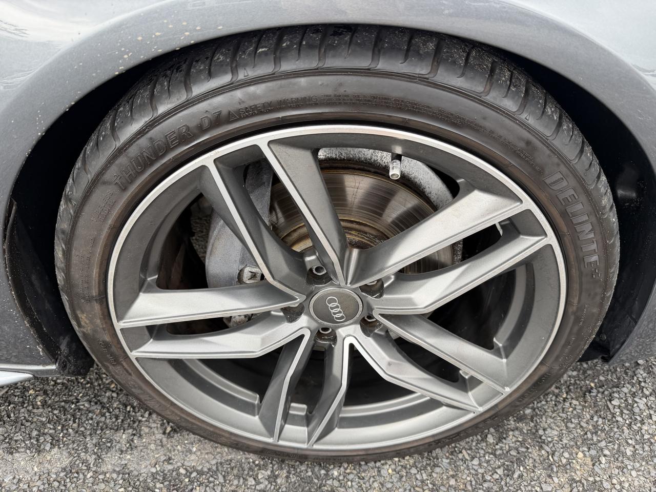Audi A4 2.0T Sedan quattro Tiptronic 2014